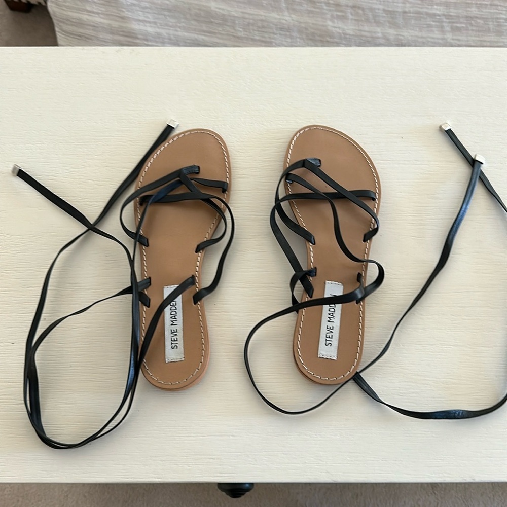 Lace up Steve Madden sandals